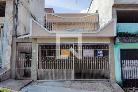 Casa à venda com 100m², 2 quartos e 2 vagasFachada
