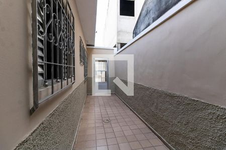 Casa à venda com 100m², 2 quartos e 2 vagasCorredor Lateral