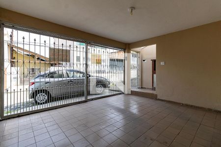 Casa à venda com 100m², 2 quartos e 2 vagasGaragem 