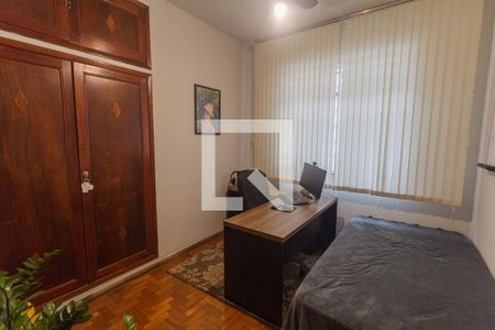 Apartamento à venda com 130m², 4 quartos e 1 vaga Apartamento à venda com 130m², 4 quartos e 1 vagaQuarto 4