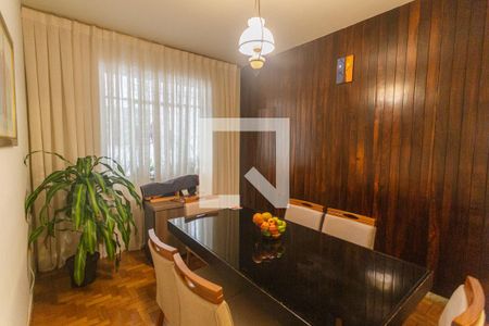 Apartamento à venda com 130m², 4 quartos e 1 vaga Apartamento à venda com 130m², 4 quartos e 1 vagaCopa