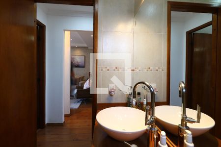 Apartamento à venda com 83m², 2 quartos e 2 vagasBanheiro Social