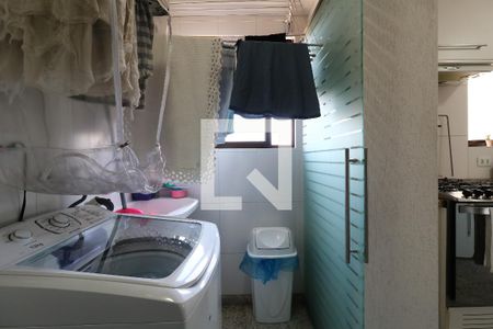 Apartamento à venda com 83m², 2 quartos e 2 vagasÁrea de Serviço