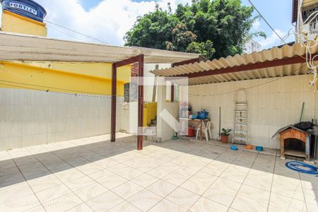 Casa à venda com 100m², 2 quartos e 4 vagas Casa à venda com 100m², 2 quartos e 4 vagasÁrea Externa