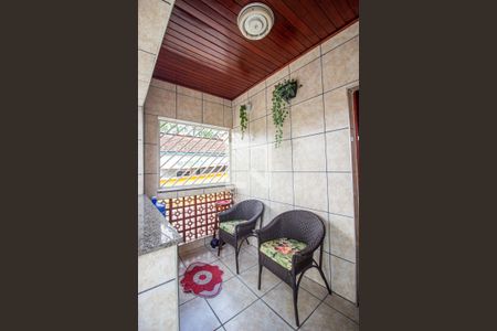 Casa à venda com 100m², 2 quartos e 4 vagas Casa à venda com 100m², 2 quartos e 4 vagasEntrada