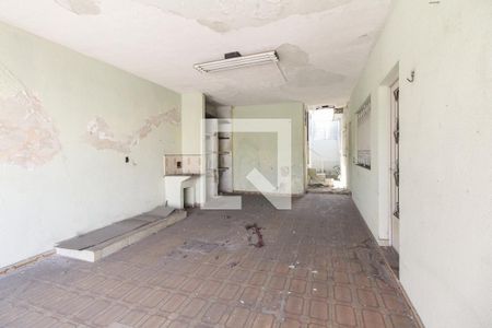 Casa à venda com 100m², 3 quartos e 1 vaga Casa à venda com 100m², 3 quartos e 1 vagaQuintal