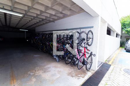 Apartamento à venda com 45m², 2 quartos e 1 vaga Apartamento à venda com 45m², 2 quartos e 1 vagaBicicletário