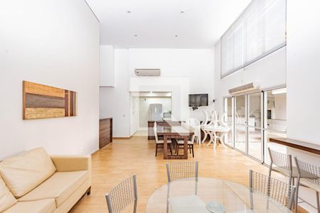 Apartamento à venda com 102m², 3 quartos e 1 vaga Apartamento à venda com 102m², 3 quartos e 1 vagaÁrea comum - Salão de festas