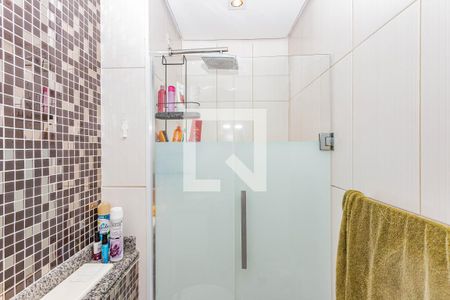 Apartamento à venda com 102m², 3 quartos e 1 vaga Apartamento à venda com 102m², 3 quartos e 1 vagaBanheiro