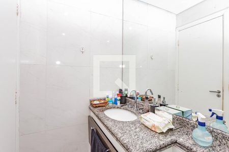 Apartamento à venda com 102m², 3 quartos e 1 vaga Apartamento à venda com 102m², 3 quartos e 1 vagaBanheiro da Suíte