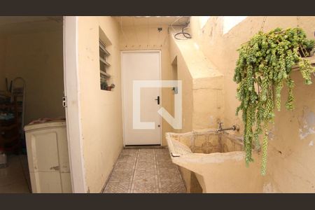 Casa à venda com 127m², 2 quartos e 3 vagas Casa à venda com 127m², 2 quartos e 3 vagasÁrea comum