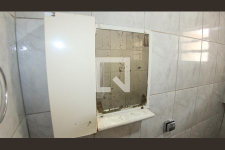 Casa à venda com 127m², 2 quartos e 3 vagas Casa à venda com 127m², 2 quartos e 3 vagasBanheiro 2