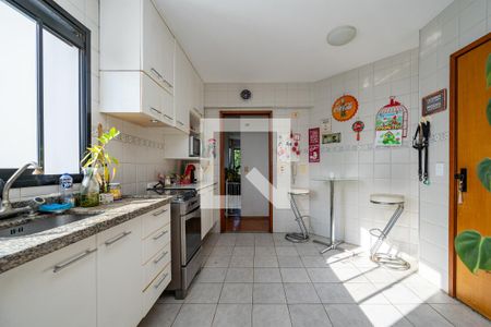 Apartamento à venda com 105m², 3 quartos e 2 vagas Apartamento à venda com 105m², 3 quartos e 2 vagasCozinha
