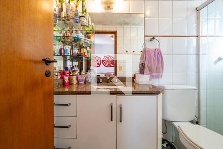 Apartamento à venda com 105m², 3 quartos e 2 vagas Apartamento à venda com 105m², 3 quartos e 2 vagasBanheiro da Suíte