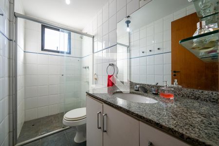 Apartamento à venda com 105m², 3 quartos e 2 vagas Apartamento à venda com 105m², 3 quartos e 2 vagasBanheiro