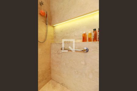 Apartamento à venda com 370m², 3 quartos e 5 vagas Apartamento à venda com 370m², 3 quartos e 5 vagasSuíte 2 - Banheiro