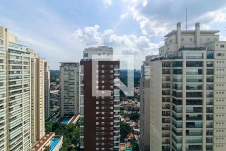 Apartamento à venda com 370m², 3 quartos e 5 vagas Apartamento à venda com 370m², 3 quartos e 5 vagasSala - Vista