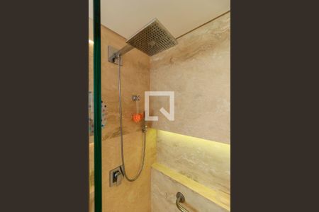 Apartamento à venda com 370m², 3 quartos e 5 vagas Apartamento à venda com 370m², 3 quartos e 5 vagasSuíte 2 - Banheiro