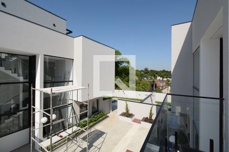 Casa de condomínio à venda com 350m², 4 quartos e 4 vagasVaranda da Suíte 1