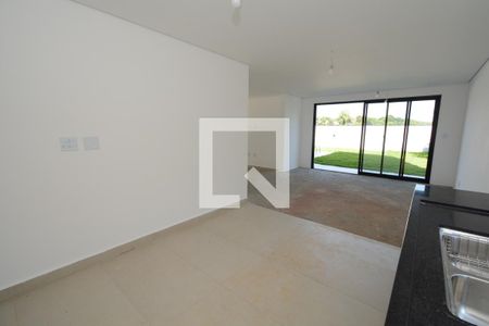 Casa de condomínio à venda com 350m², 4 quartos e 4 vagasCozinha