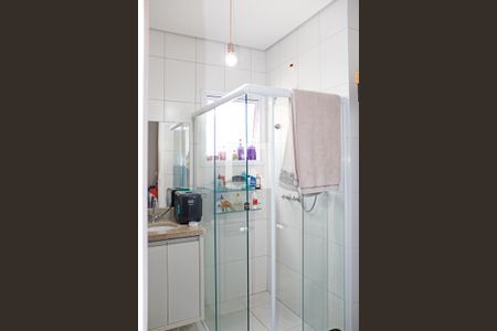 Casa de condomínio para alugar com 112m², 3 quartos e 3 vagasSuíte 1 Banheiro