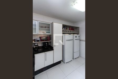 Casa à venda com 240m², 3 quartos e 3 vagasCozinha