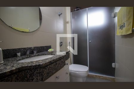 Apartamento à venda com 83m², 3 quartos e 2 vagas Apartamento à venda com 83m², 3 quartos e 2 vagasBanheiro da Suíte