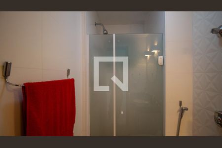 Apartamento à venda com 83m², 3 quartos e 2 vagas Apartamento à venda com 83m², 3 quartos e 2 vagasBanheiro Social