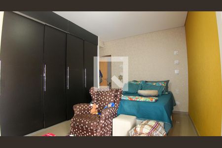 Casa à venda com 250m², 2 quartos e sem vaga Casa à venda com 250m², 2 quartos e sem vagaQuarto 2