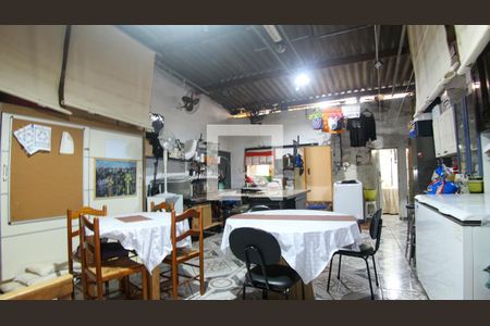 Casa à venda com 250m², 2 quartos e sem vaga Casa à venda com 250m², 2 quartos e sem vagaEspaço Gourmet