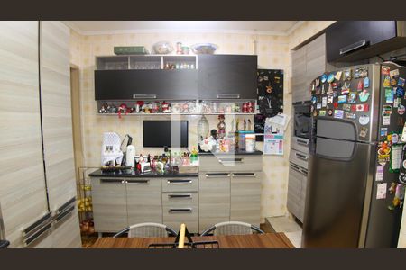 Casa à venda com 250m², 2 quartos e sem vaga Casa à venda com 250m², 2 quartos e sem vagaCozinha