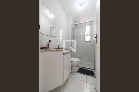 Apartamento à venda com 67m², 3 quartos e 1 vaga Apartamento à venda com 67m², 3 quartos e 1 vagaBanheiro social