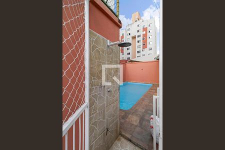 Apartamento à venda com 67m², 3 quartos e 1 vaga Apartamento à venda com 67m², 3 quartos e 1 vagaÁrea comum - Piscina