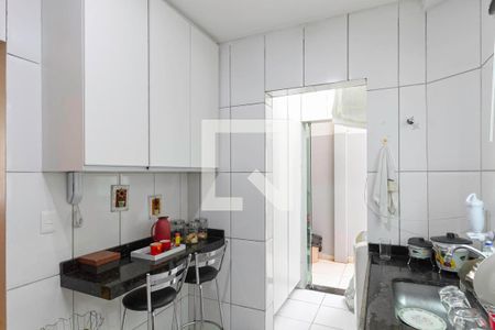 Apartamento à venda com 92m², 3 quartos e 2 vagas Apartamento à venda com 92m², 3 quartos e 2 vagasCozinha