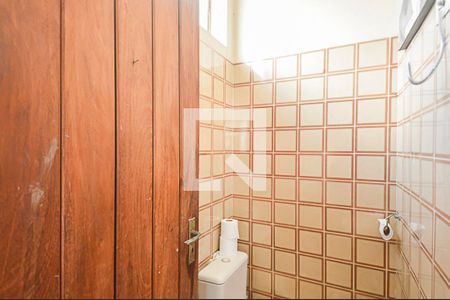 Casa à venda com 400m², 4 quartos e 3 vagas Casa à venda com 400m², 4 quartos e 3 vagasBanheiro de serviço