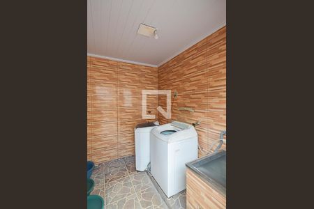 Casa à venda com 400m², 4 quartos e 3 vagas Casa à venda com 400m², 4 quartos e 3 vagasÁrea de Serviço