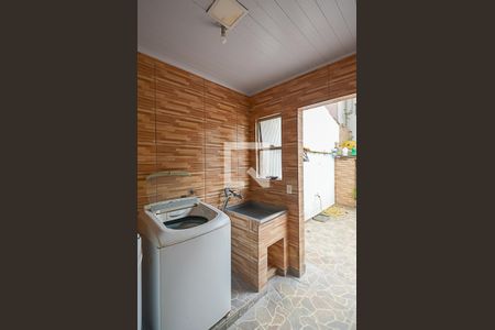 Casa à venda com 400m², 4 quartos e 3 vagas Casa à venda com 400m², 4 quartos e 3 vagasÁrea de Serviço