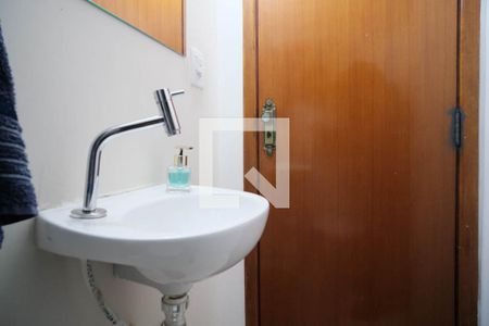 Casa de condomínio à venda com 68m², 2 quartos e 1 vaga Casa de condomínio à venda com 68m², 2 quartos e 1 vagaBanheiro 3