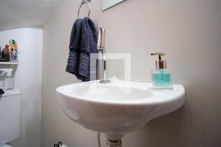 Casa de condomínio à venda com 68m², 2 quartos e 1 vaga Casa de condomínio à venda com 68m², 2 quartos e 1 vagaBanheiro 3