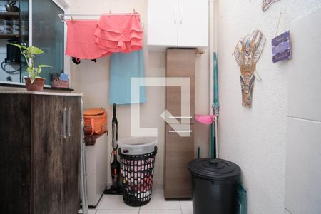 Casa de condomínio à venda com 68m², 2 quartos e 1 vaga Casa de condomínio à venda com 68m², 2 quartos e 1 vagaÁrea de Serviço