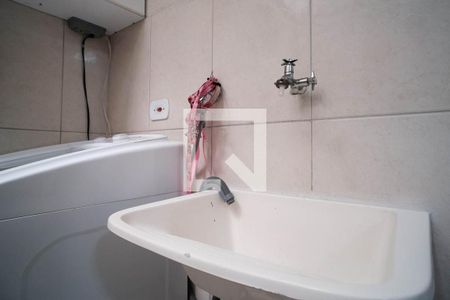 Casa de condomínio à venda com 68m², 2 quartos e 1 vaga Casa de condomínio à venda com 68m², 2 quartos e 1 vagaÁrea de Serviço