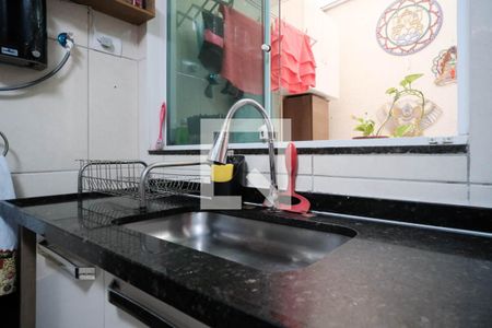 Casa de condomínio à venda com 68m², 2 quartos e 1 vaga Casa de condomínio à venda com 68m², 2 quartos e 1 vagaCozinha