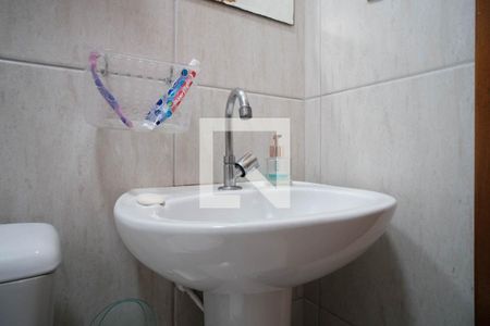 Casa de condomínio à venda com 68m², 2 quartos e 1 vaga Casa de condomínio à venda com 68m², 2 quartos e 1 vagaBanheiro