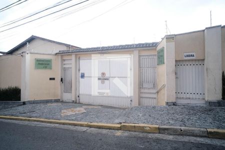 Casa de condomínio à venda com 68m², 2 quartos e 1 vaga Casa de condomínio à venda com 68m², 2 quartos e 1 vagaFachada