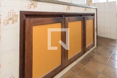 Apartamento à venda com 49m², 1 quarto e 1 vaga Apartamento à venda com 49m², 1 quarto e 1 vagaCozinha - Armários