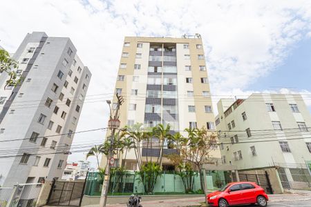 Apartamento para alugar com 93m², 3 quartos e 1 vaga Apartamento para alugar com 93m², 3 quartos e 1 vagaFachada