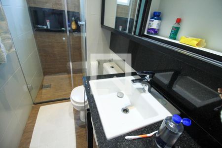 Apartamento à venda com 110m², 3 quartos e 2 vagas Apartamento à venda com 110m², 3 quartos e 2 vagasBanheiro