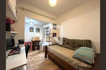 Casa à venda com 163m², 3 quartos e 2 vagas Casa à venda com 163m², 3 quartos e 2 vagasQuarto 3