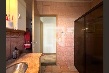 Casa à venda com 163m², 3 quartos e 2 vagas Casa à venda com 163m², 3 quartos e 2 vagasBanheiro
