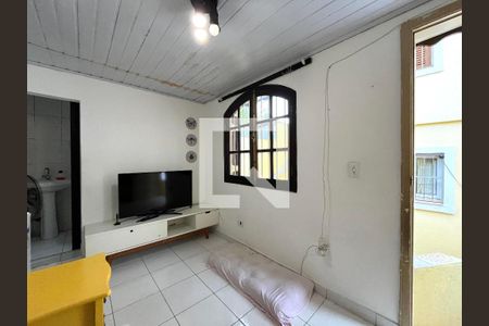 Casa à venda com 163m², 3 quartos e 2 vagas Casa à venda com 163m², 3 quartos e 2 vagasEdícula